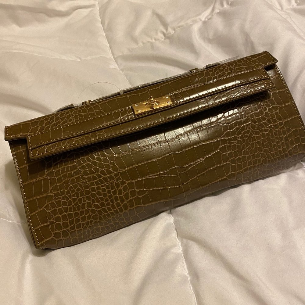 NEW Faux Croc Clutch/ Crossbody